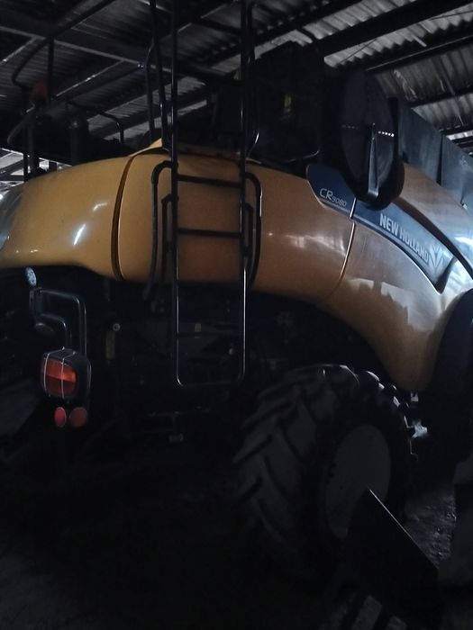 Комбайн new holland cr9080 з картографією