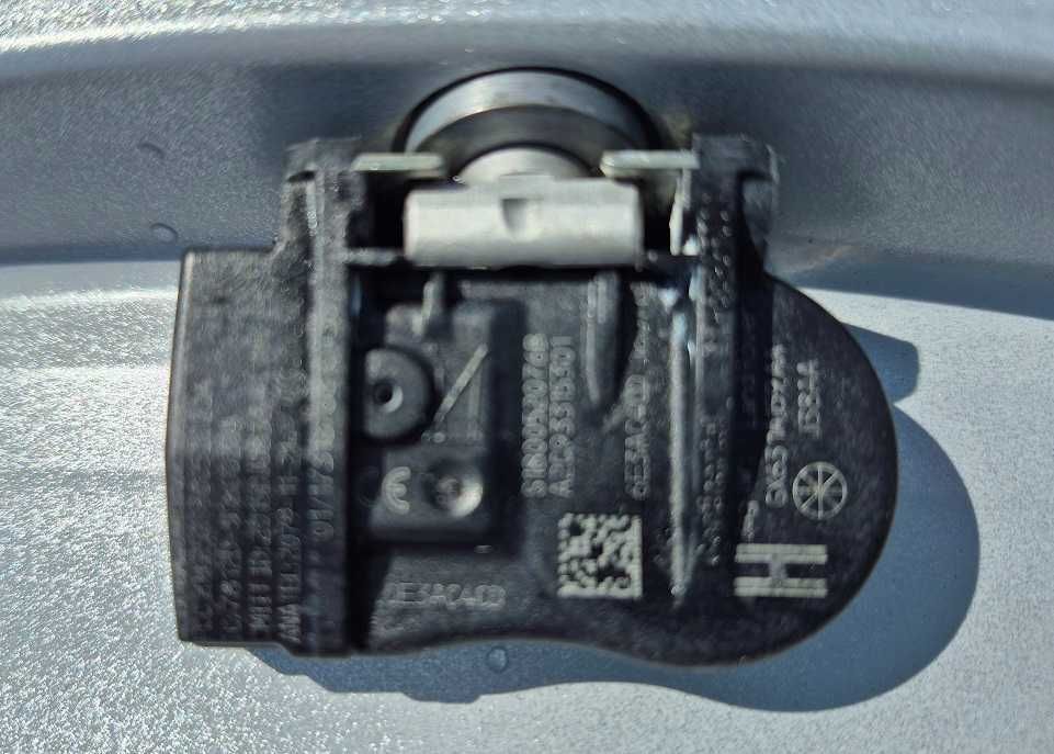 jak NOWE felgi oryginał JAGUAR 17 18 19 land rover velar FORD kuga