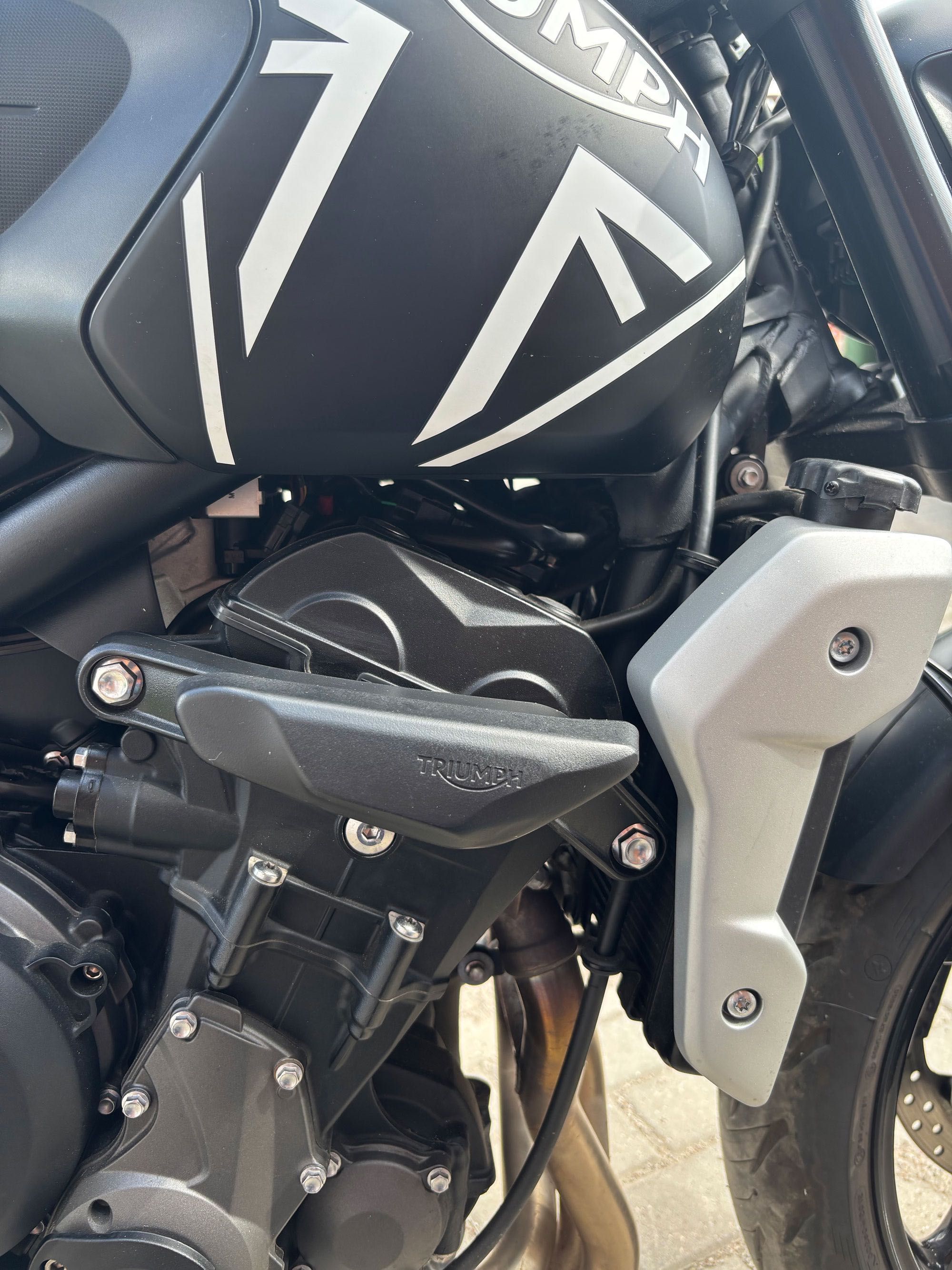 Triumph trident 660 z Roku 2023