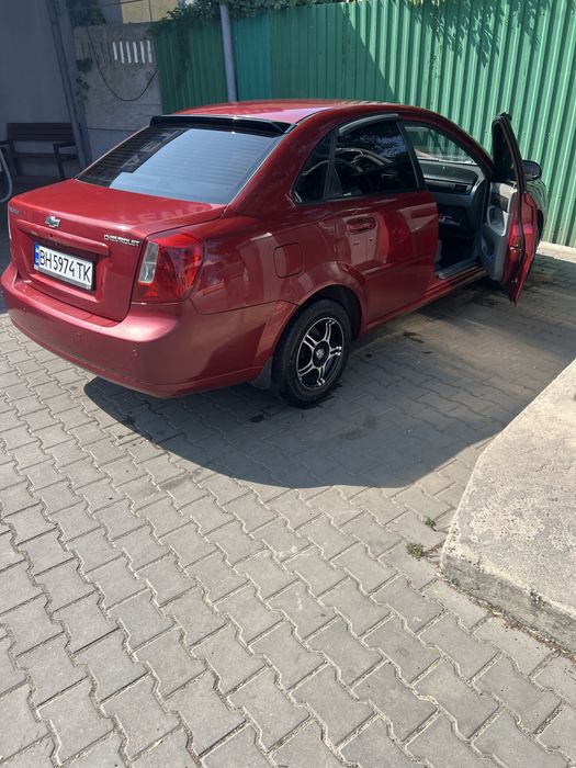 Chevrolet Lacetti 1.6 бензин • Кондиционер • Документы в порядке