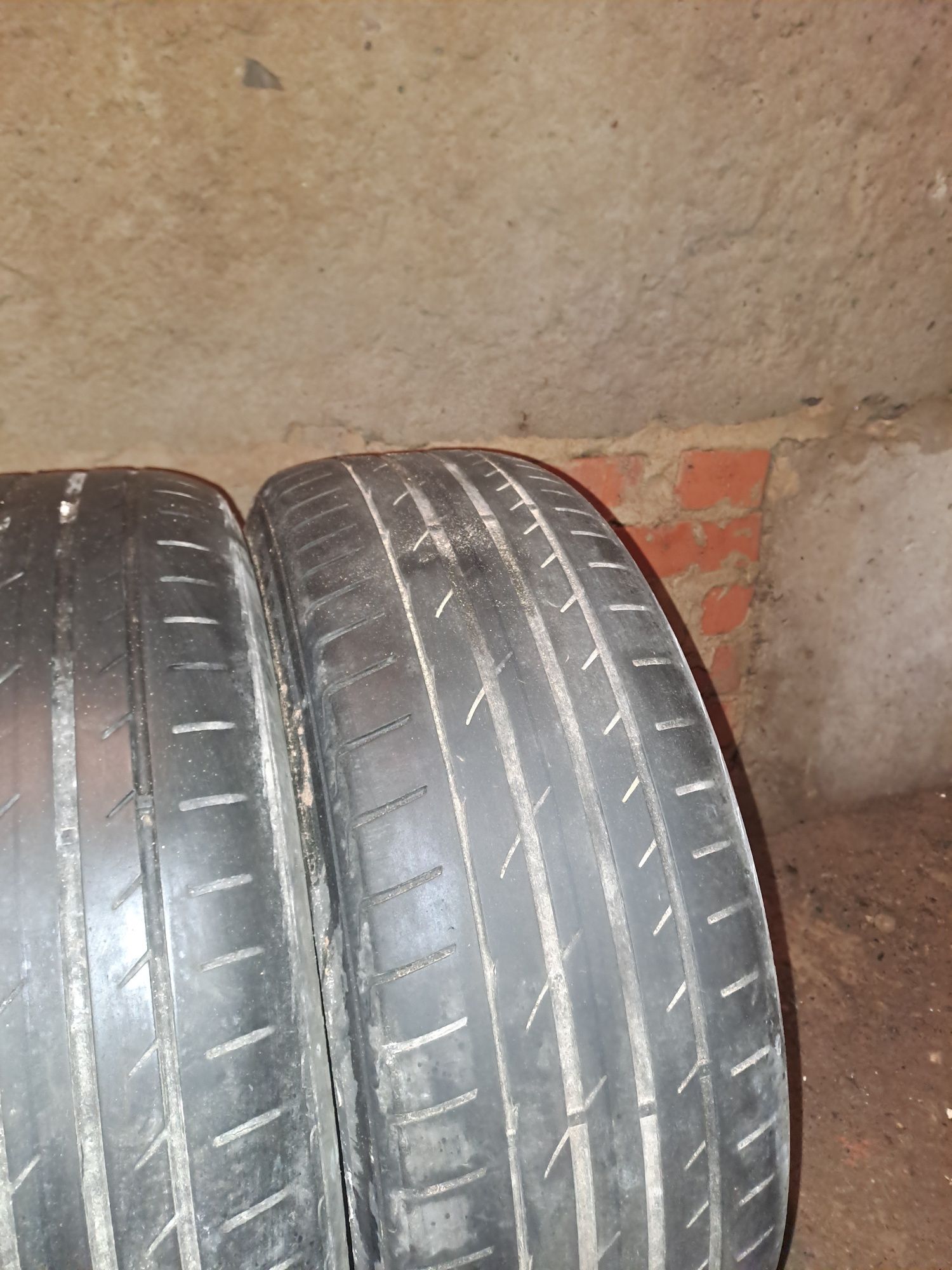 Продам Шини 205/60 R16