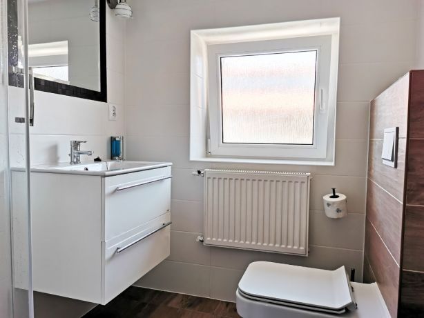 Wolne Pokoje 2/3/6os  jezioro sauna jacuzzi plaża nocleg