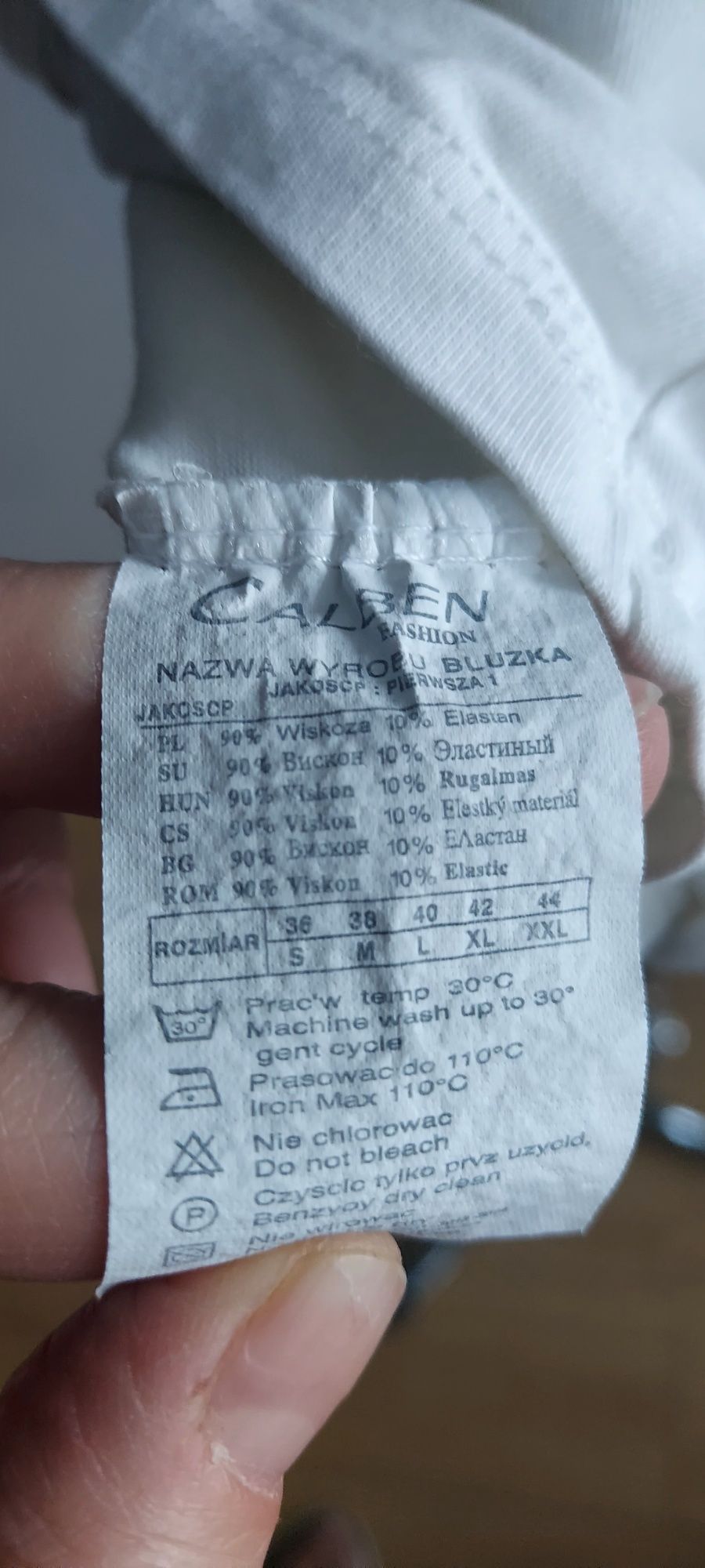 Sukienka mini biała z kieszonkami