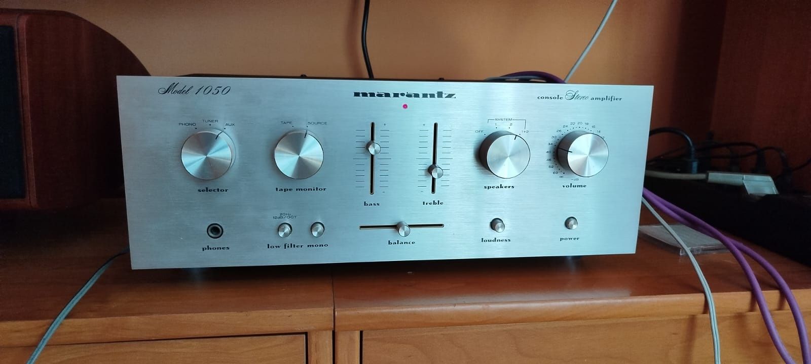 Marantz model 1050