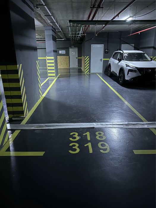 Продам зручне сімейне паркомісце в ЖК Родос