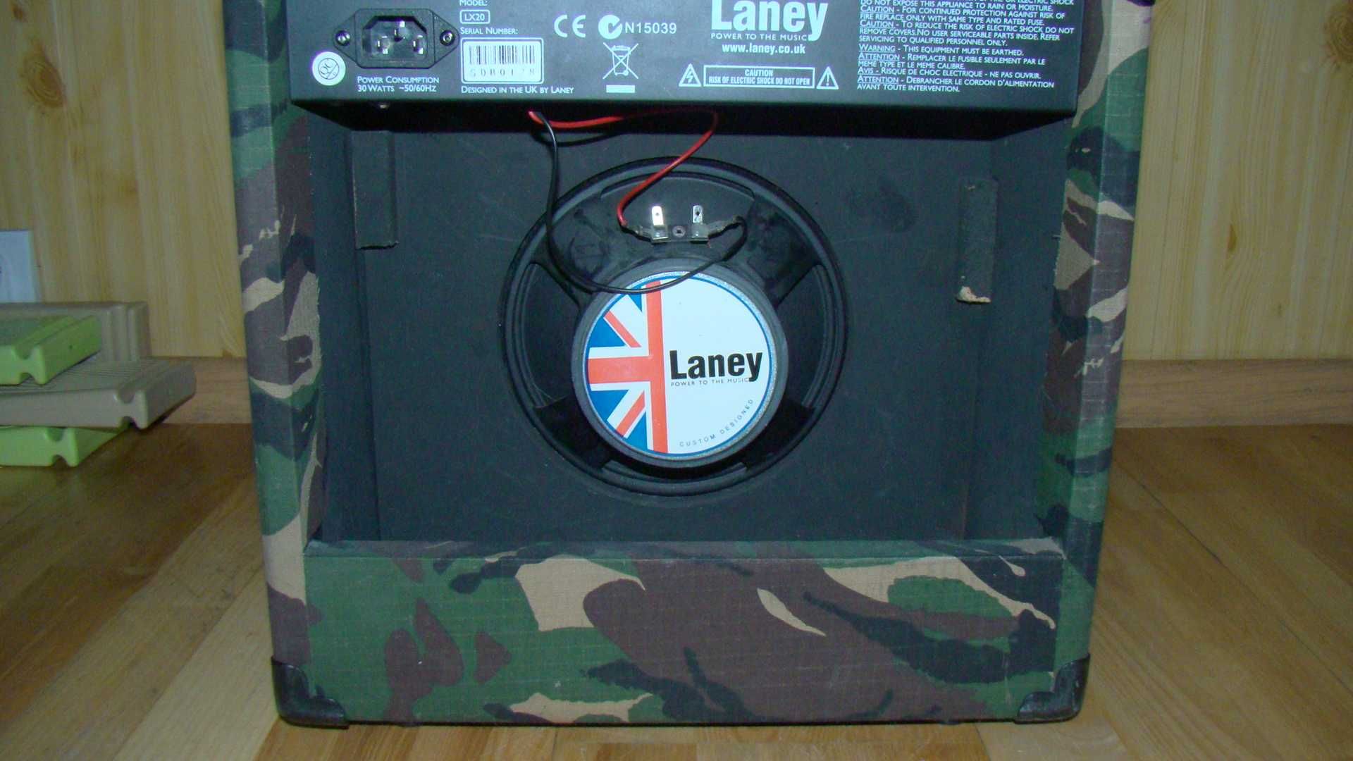 wzmacniacz do gitary elektrycznej-Laney lx20 moro