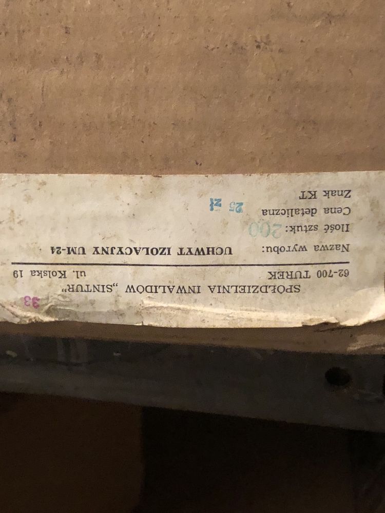 Uchwyt izolacyjny um -24