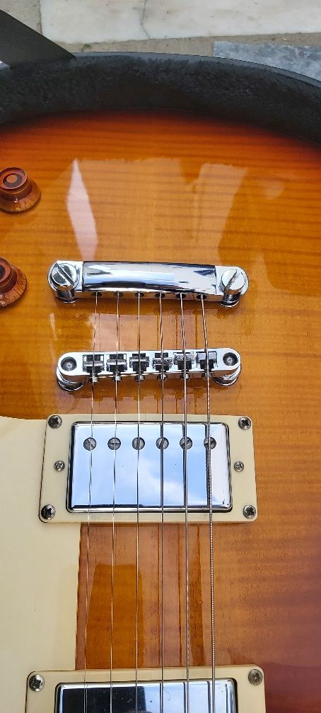 Guitarra elétrica Tokai Love Rock  pickups Gibson