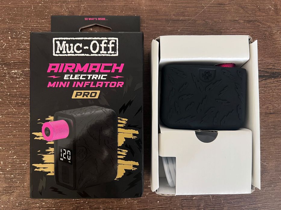 Pompka elektryczna - Muc-Off Airmach Electric Mini Inflator Pro LED