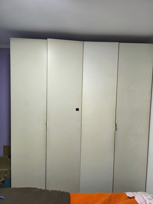 Guarda Roupa IKEA c/ 3 cestos e 1 prateleira