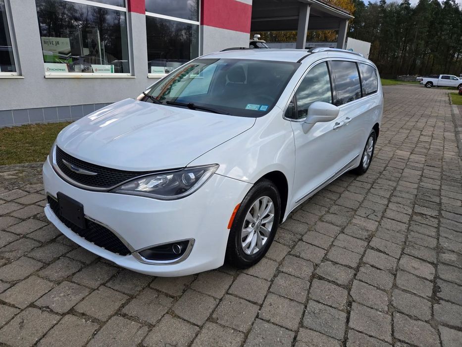 Chrysler Pacifica Touring L /  Skóra /  Navi / Kamera / El. Drzwi