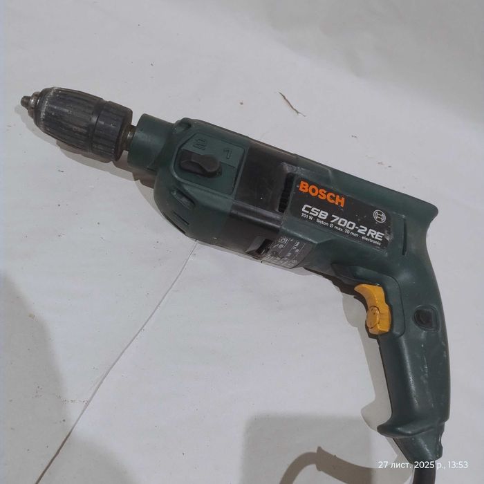 Дрель ударная     Bosch CSB  700-2RE          .