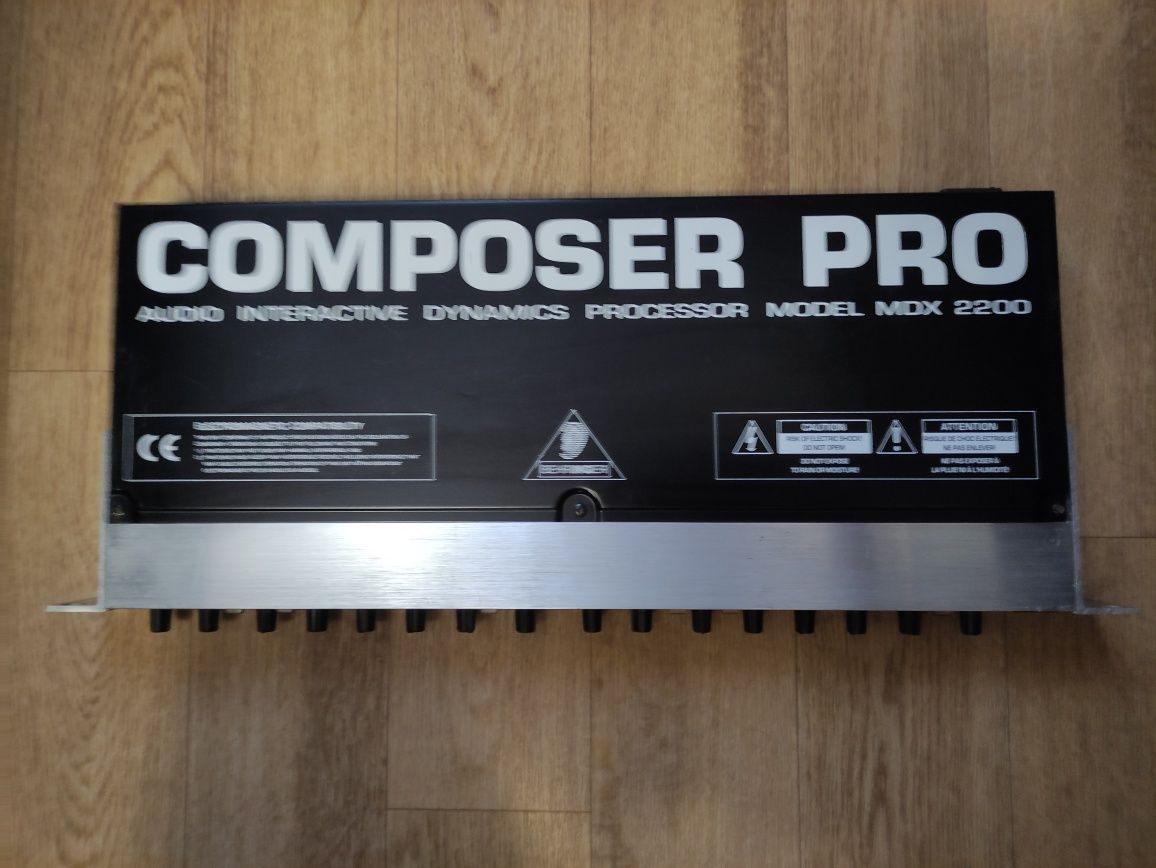 Компресор Behringer Composer Pro MDX 2200