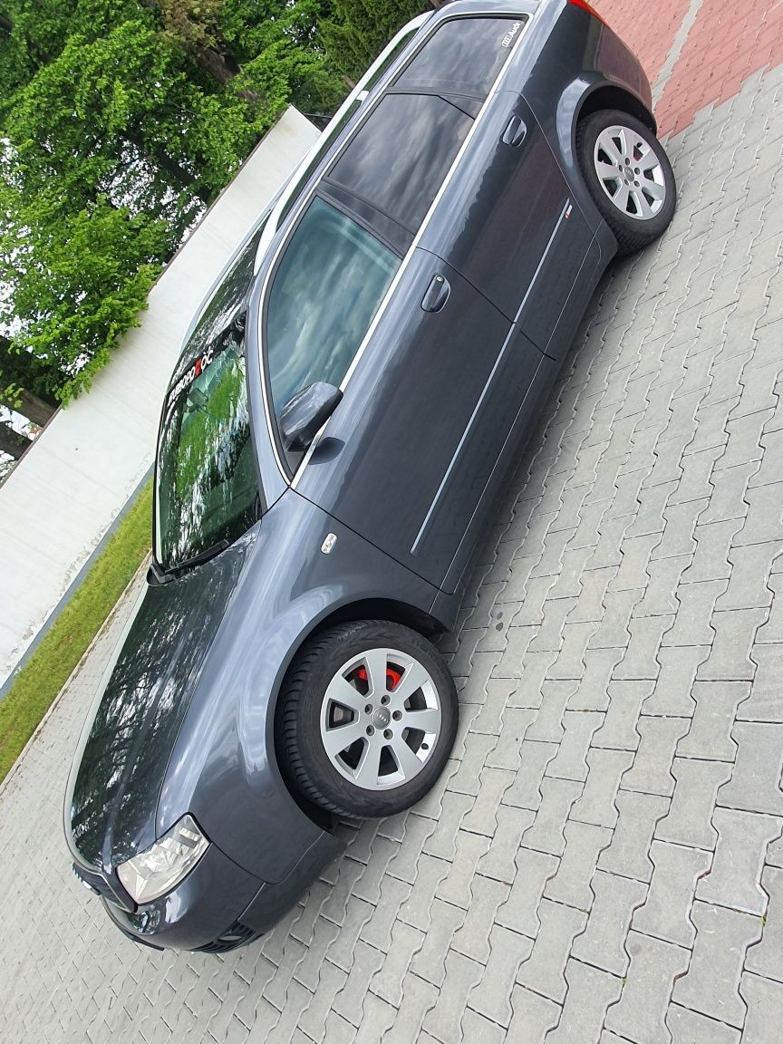 Audi A4b6 1.9 TDI 130 km