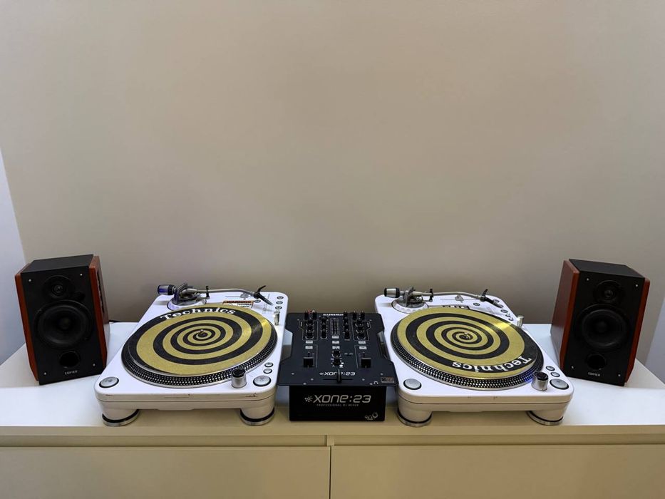 Zestaw DJ: 2x gramofon Reloop, mixer Allen&Heath