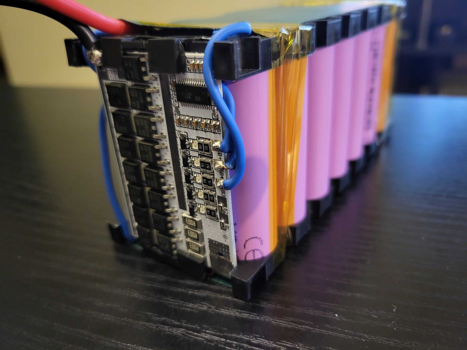 Акумулятор Li-Ion 12V. 21Ah