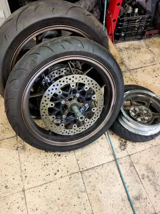 mota acidentada cb650r