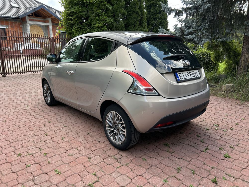 Lancia Ypsilon 0.9 Platinum 2011 pierwszy wlasciciel, salon Polska