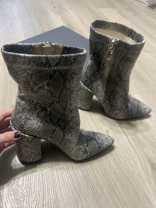 Стильні  трендові ботінки