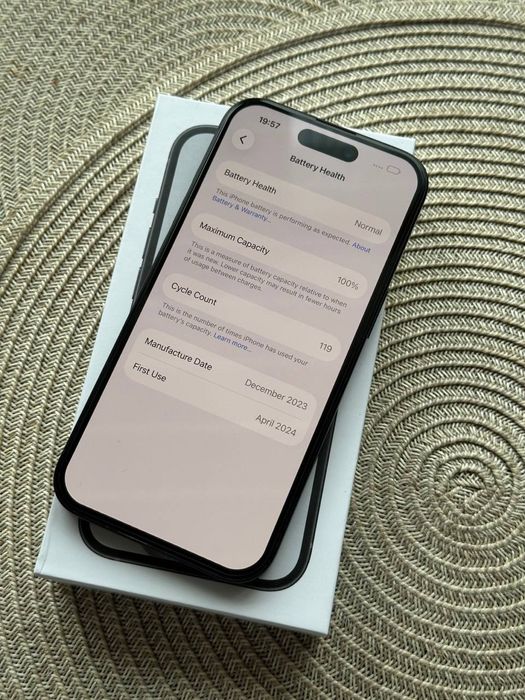Продам IPhone 15 128 Neverlock