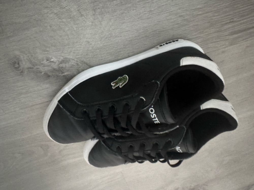 Tenis semi novos