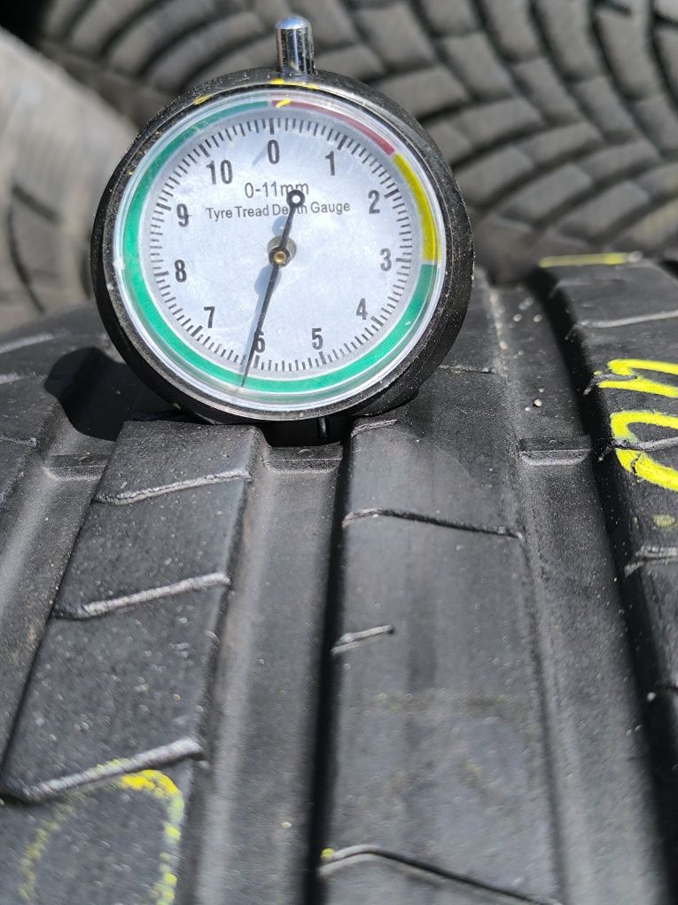 *Opona Pirelli P zero 245/45/19 pojedynka