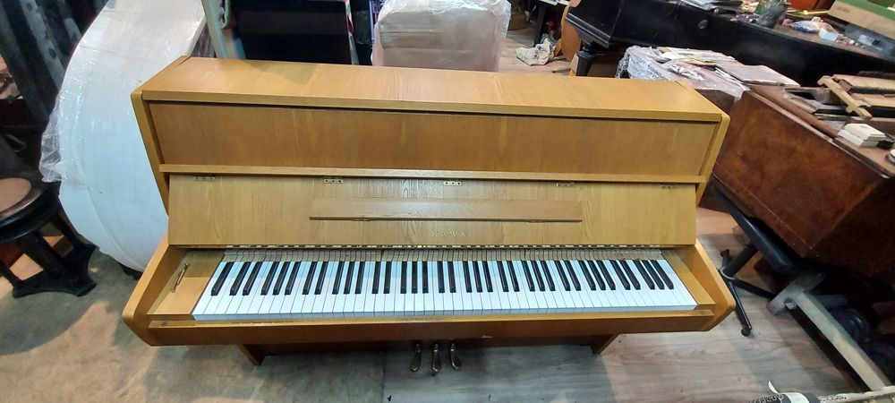 Pianino KAWAI 108 dowolny kolor.