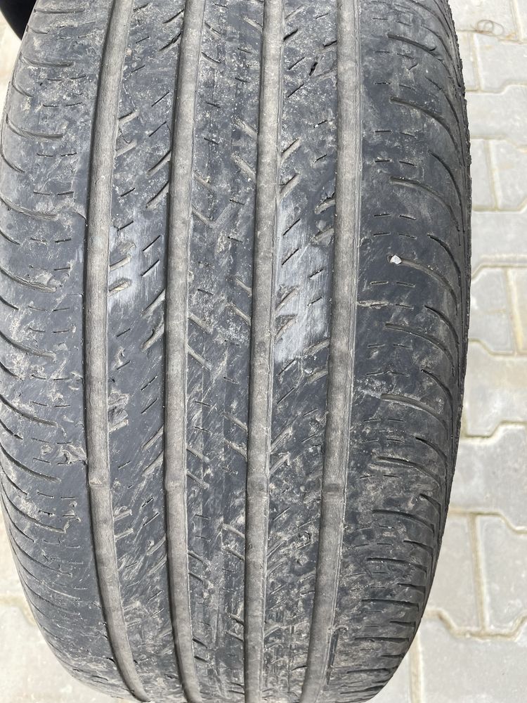 Шини літні Сontinental 235/55 R17