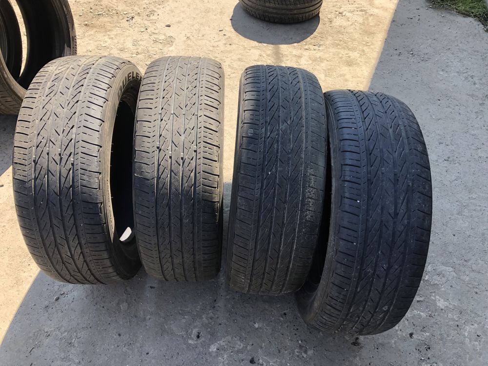 Продам шини Bridgestone 215/60 R17 4 шт