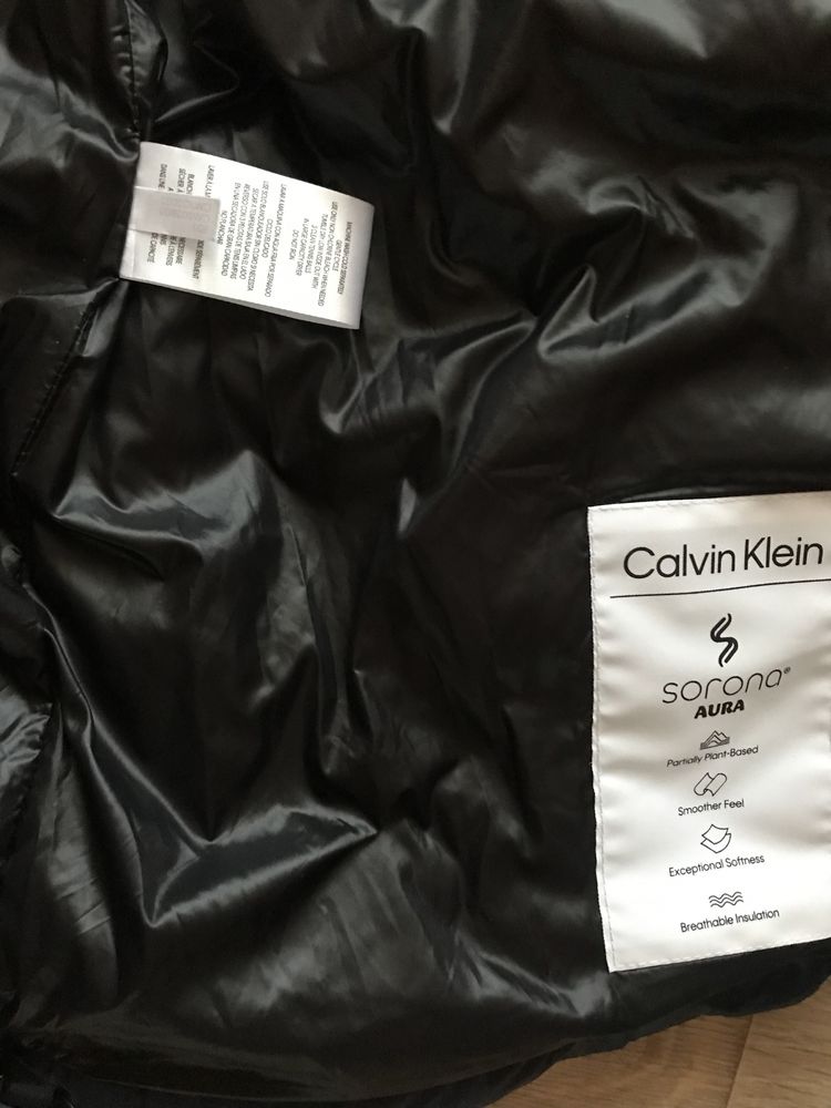 Жіноча куртка Calvin Klein , оригінал, розмір М