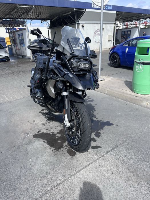 BMW GS 1250R Triple Black