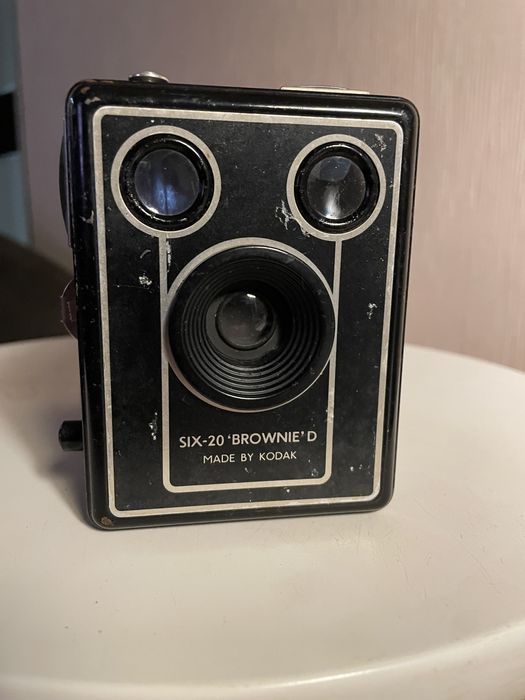 Фотокамера Kodak Six 20 Brownie D