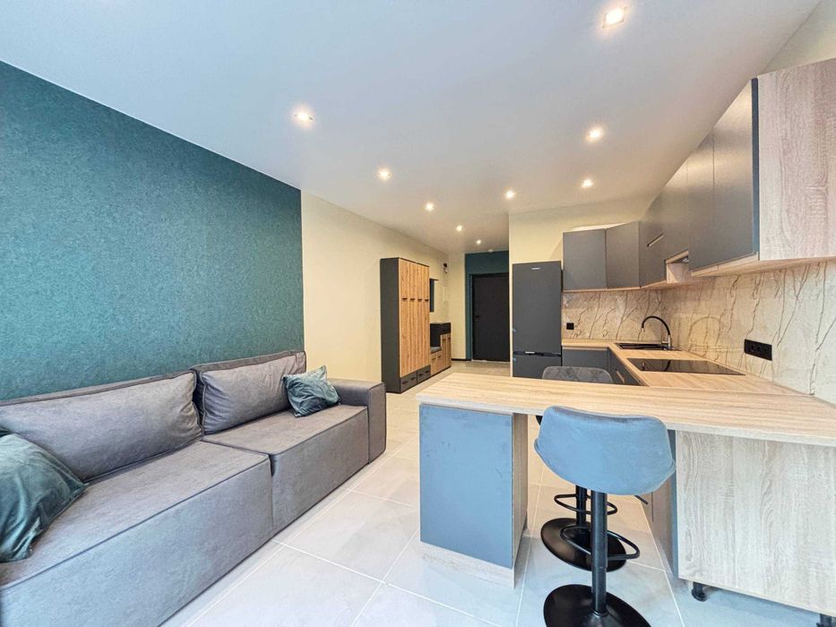 Продається укомплектована 1к квартира з ремонтом біля озера. БАСЕЙН!