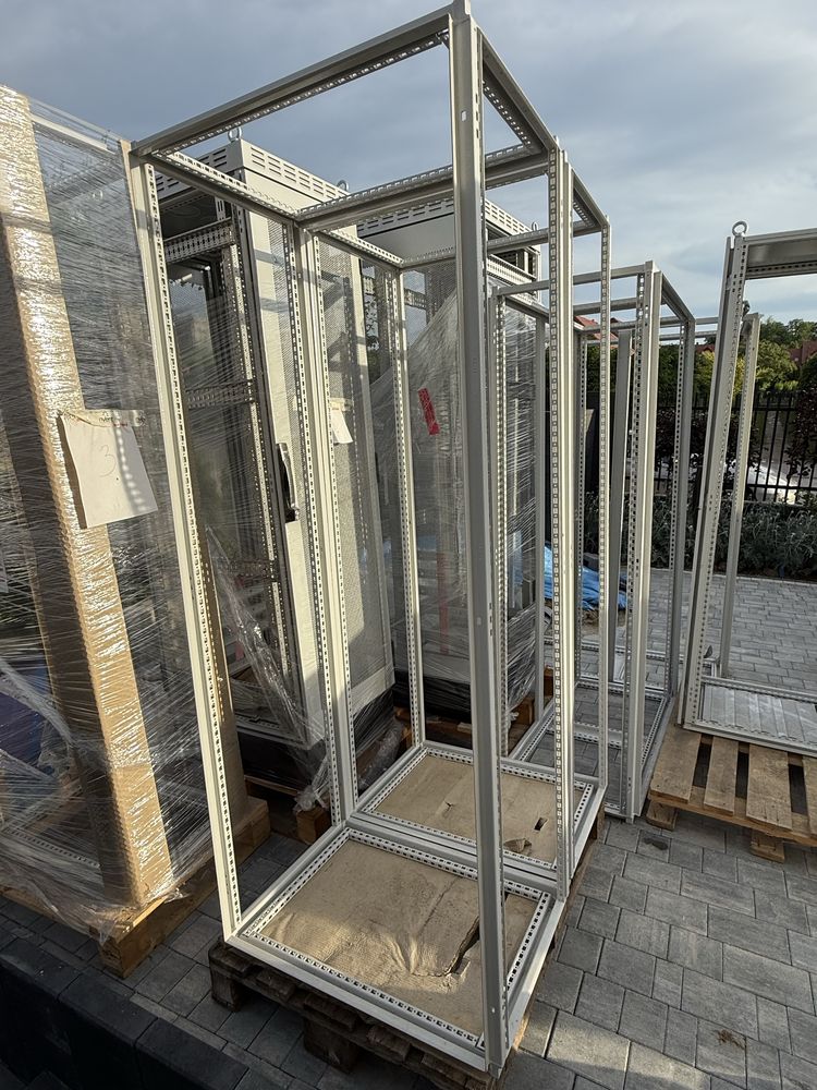 Rama RACK, pod siec, magazyn energii