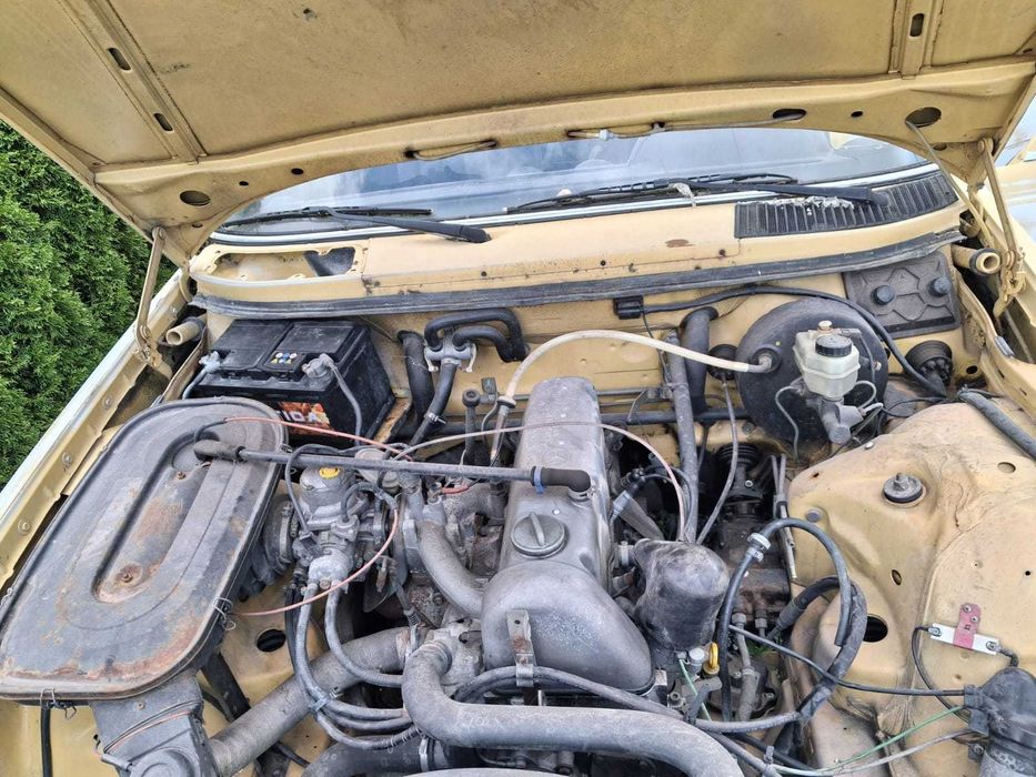 Silnik mercedes w123 230 na  gaźniku