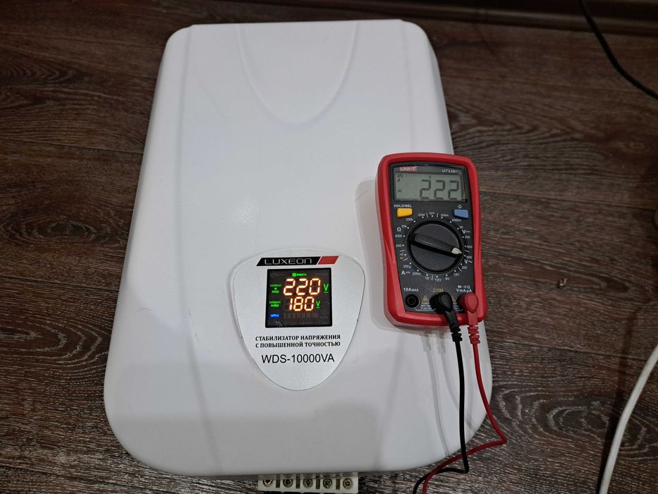 Стабилизатор напряжения на дом Luxeon WDS 10000 va+ видео