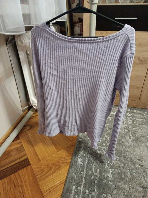 Liliowy sweter News Look