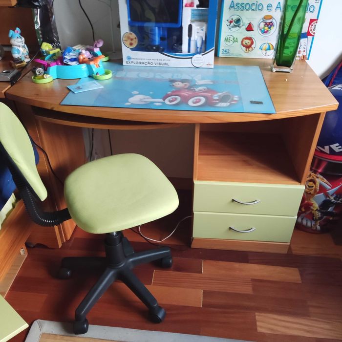 Mobilia de quarto para jovens