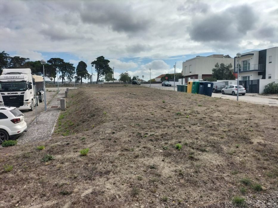 Lote para construção espaço comercial Arranhó