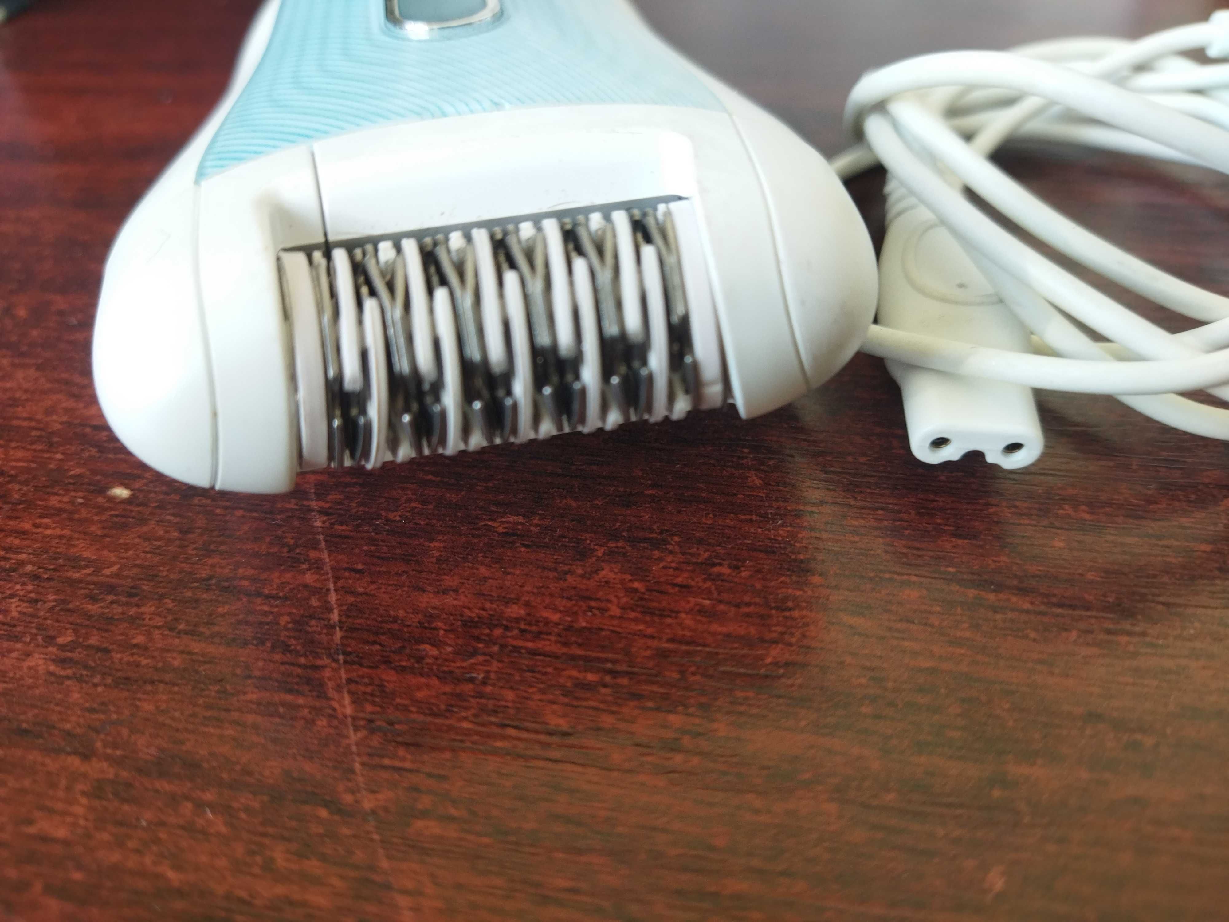 Эпилятор Philips SatinSoft Wet&Dry HP6522.