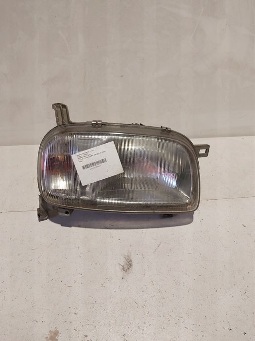 Nissan Micra K 11 przedlift lampa przednia prawa reflektor prawy