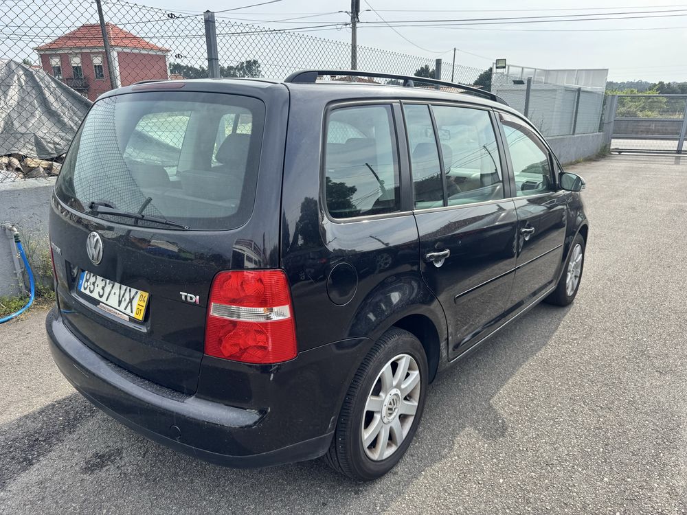 VW Touran 1.9TDi 105CV 7 LUGARES