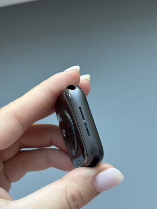 Apple watch SE (1 покоління)