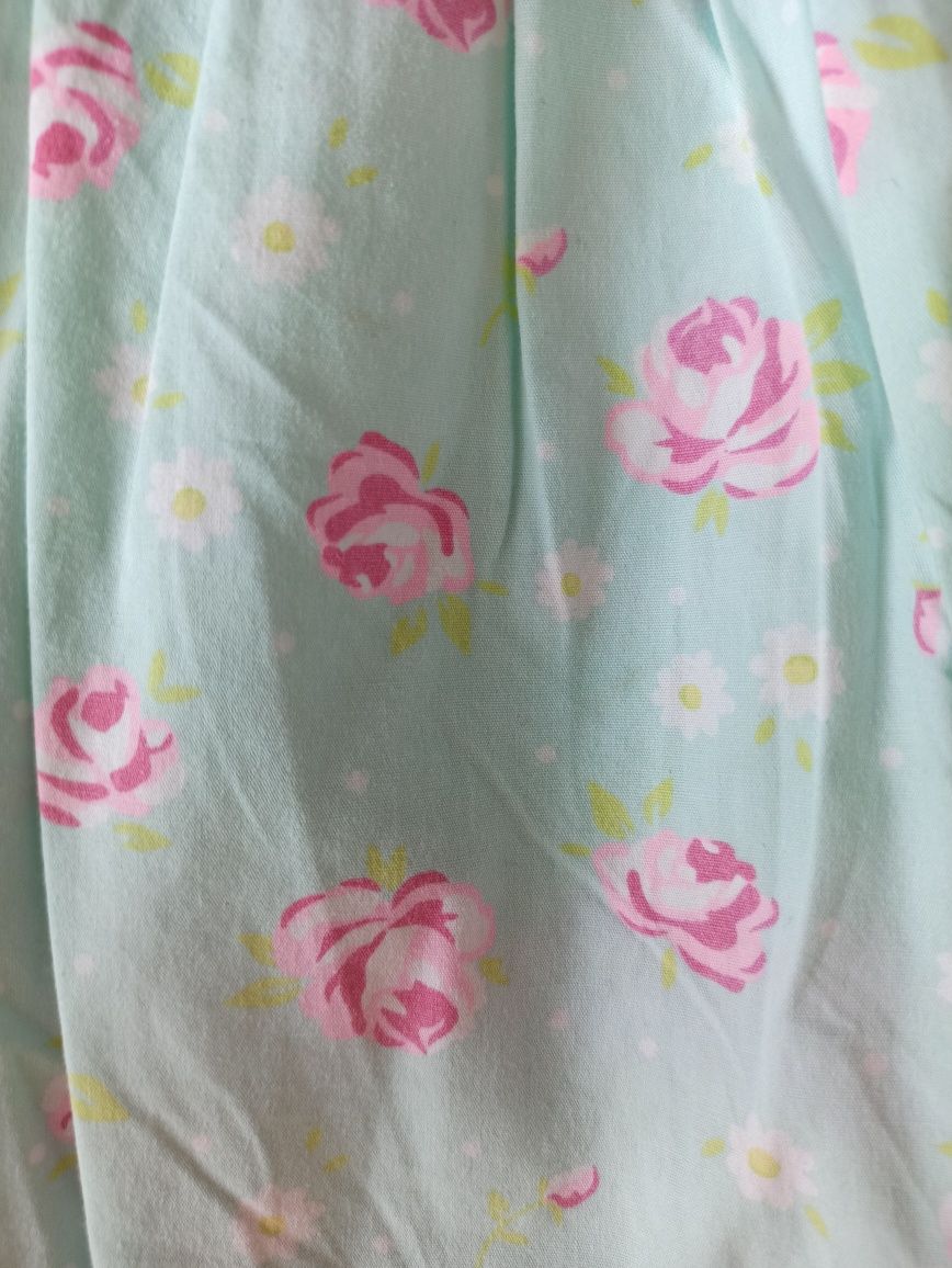 Miętowa w różowe kwiaty letnia sukienka rozmiar 92, z podszewką
