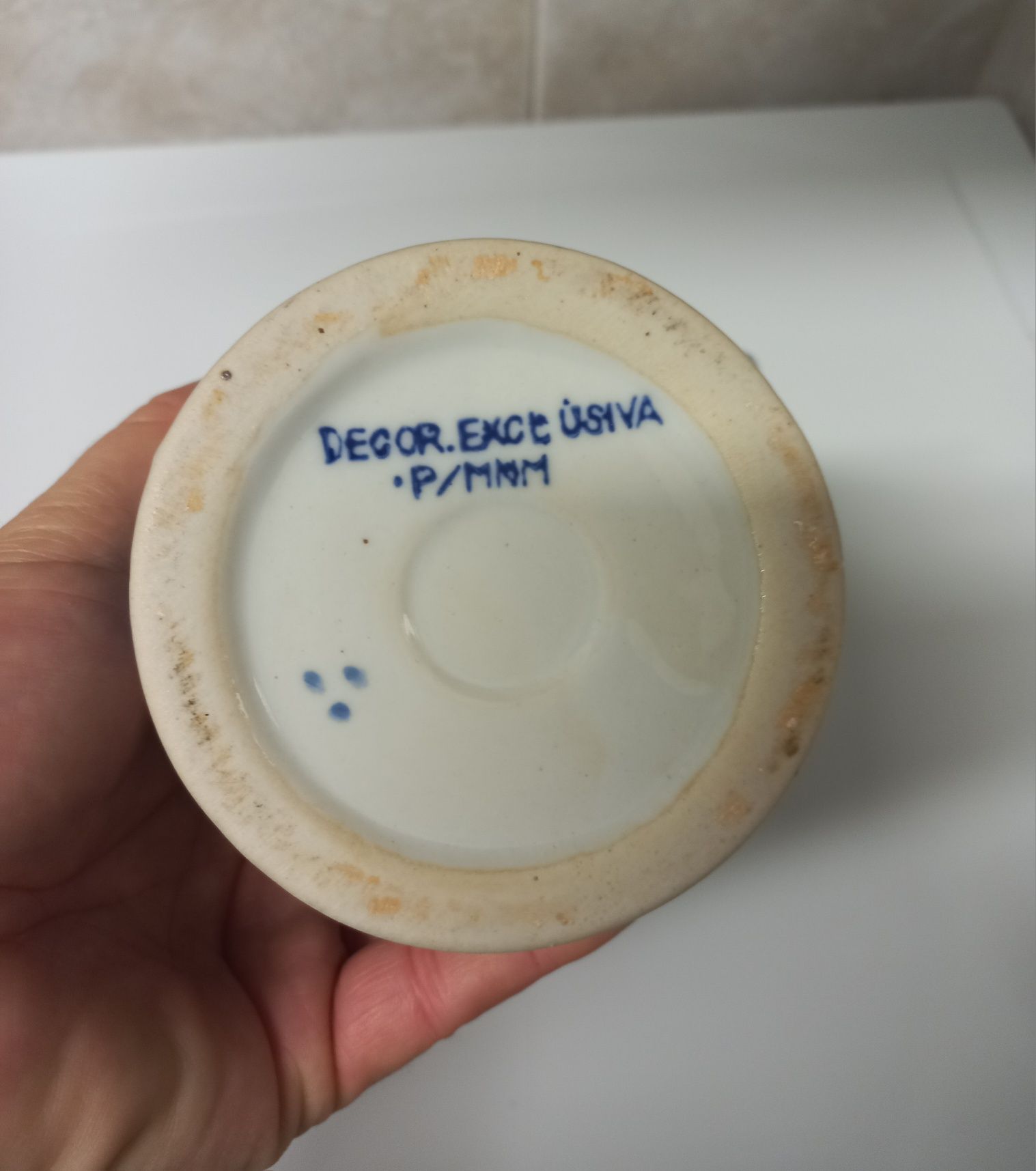 Jarra porcelana branca e azul