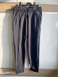 Spodnie chłopięce dresowe 134-140 cm