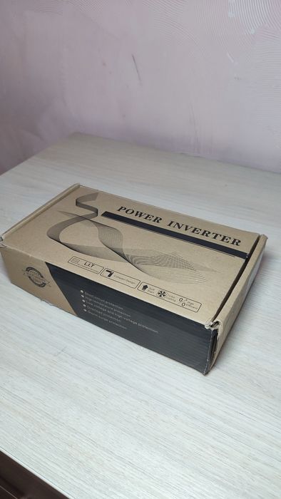 Преобразователь напряжения 12/220 1квт