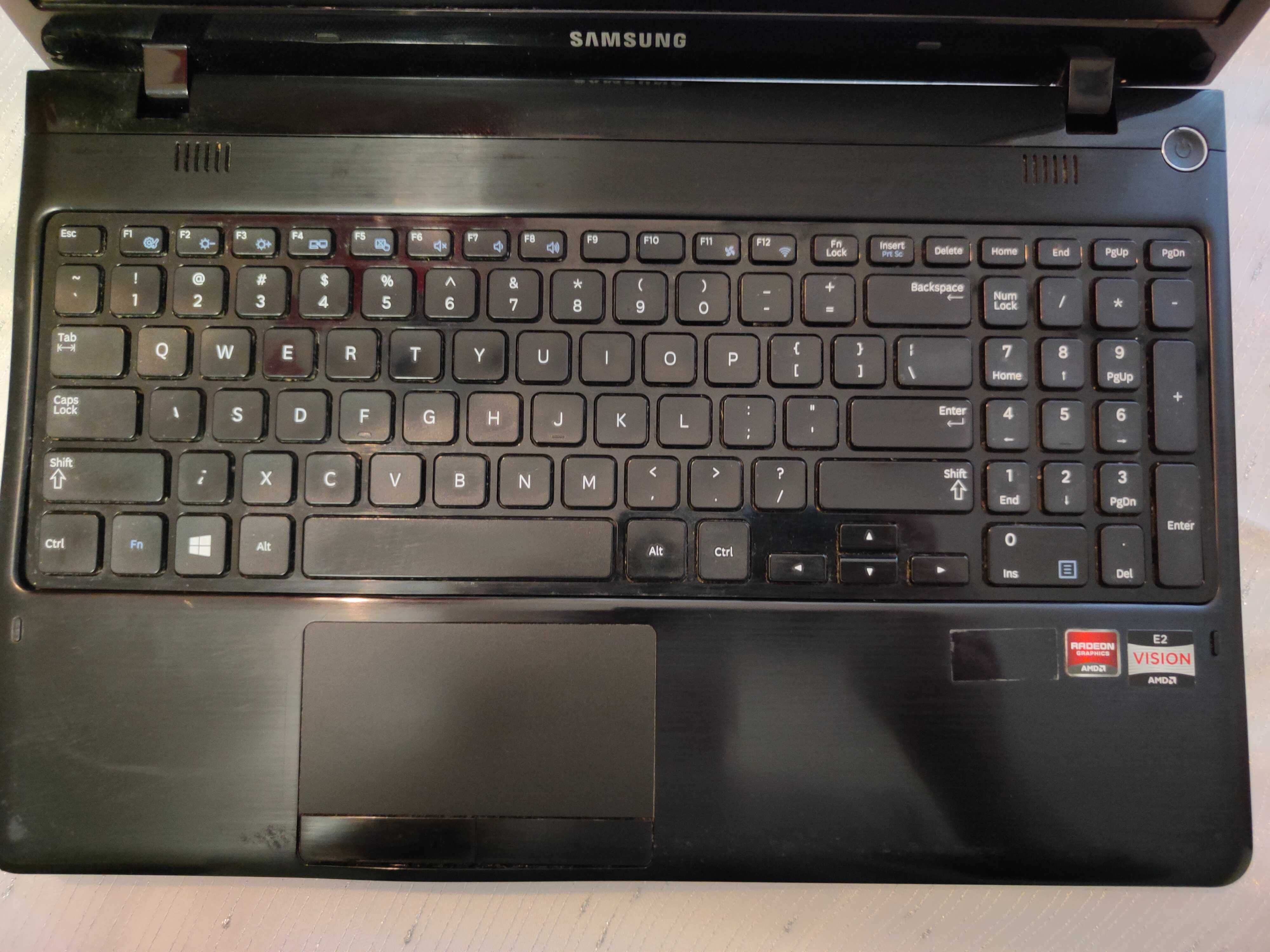 Laptop Samsung NP355e5c