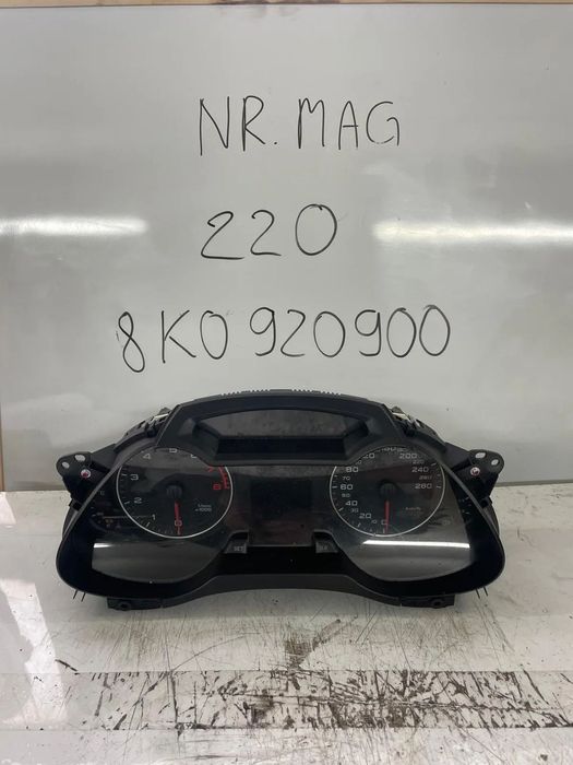 LICZNIK ZEGARY AUDI A4 B8 EU 8K0920900