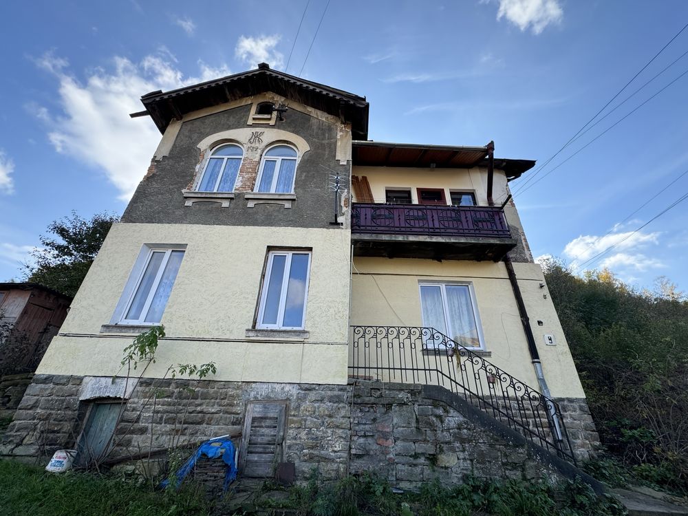 Продаж 2кім квартири з каміном м.Теребовля